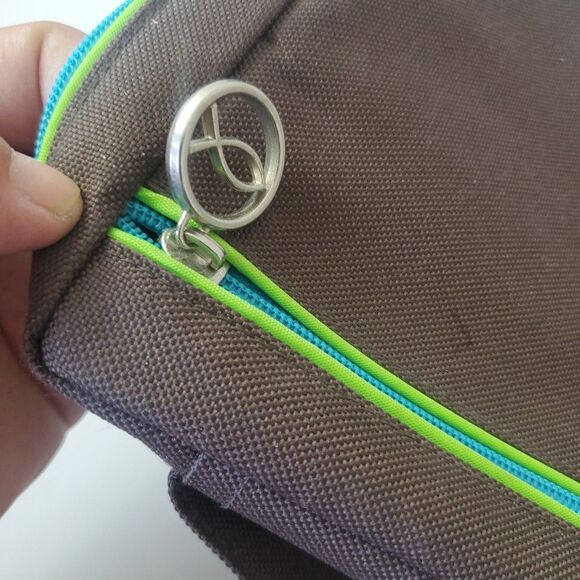 Gregg Gift Bible Cover XL Bag Carrier Scripture Zippered Case Brown with Handle - Picture 9 of 16